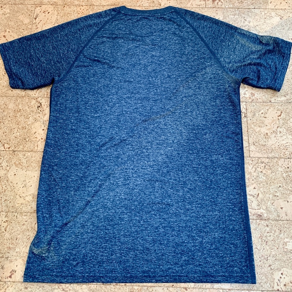 🌼3/$30 Reebok Athletic Shirt - Picture 3 of 3